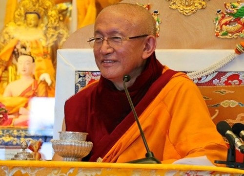 Gonsar Tulku Rinpoche revine în România